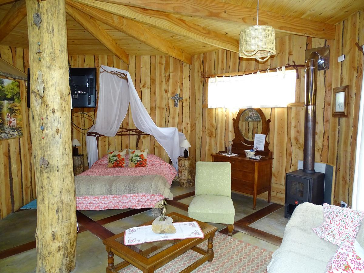 Hotel Cabanas Las Hortensias Niebla Exterior foto
